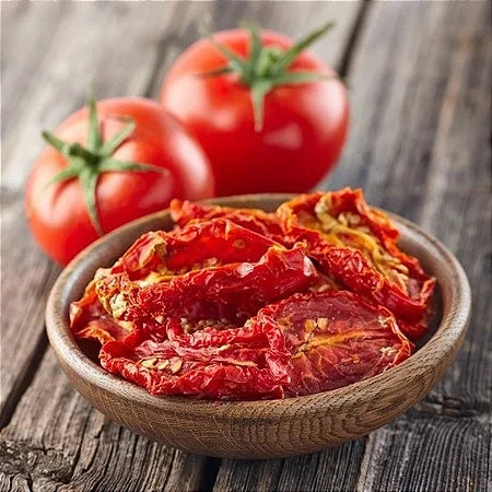 Tomates secos picadinhos.
