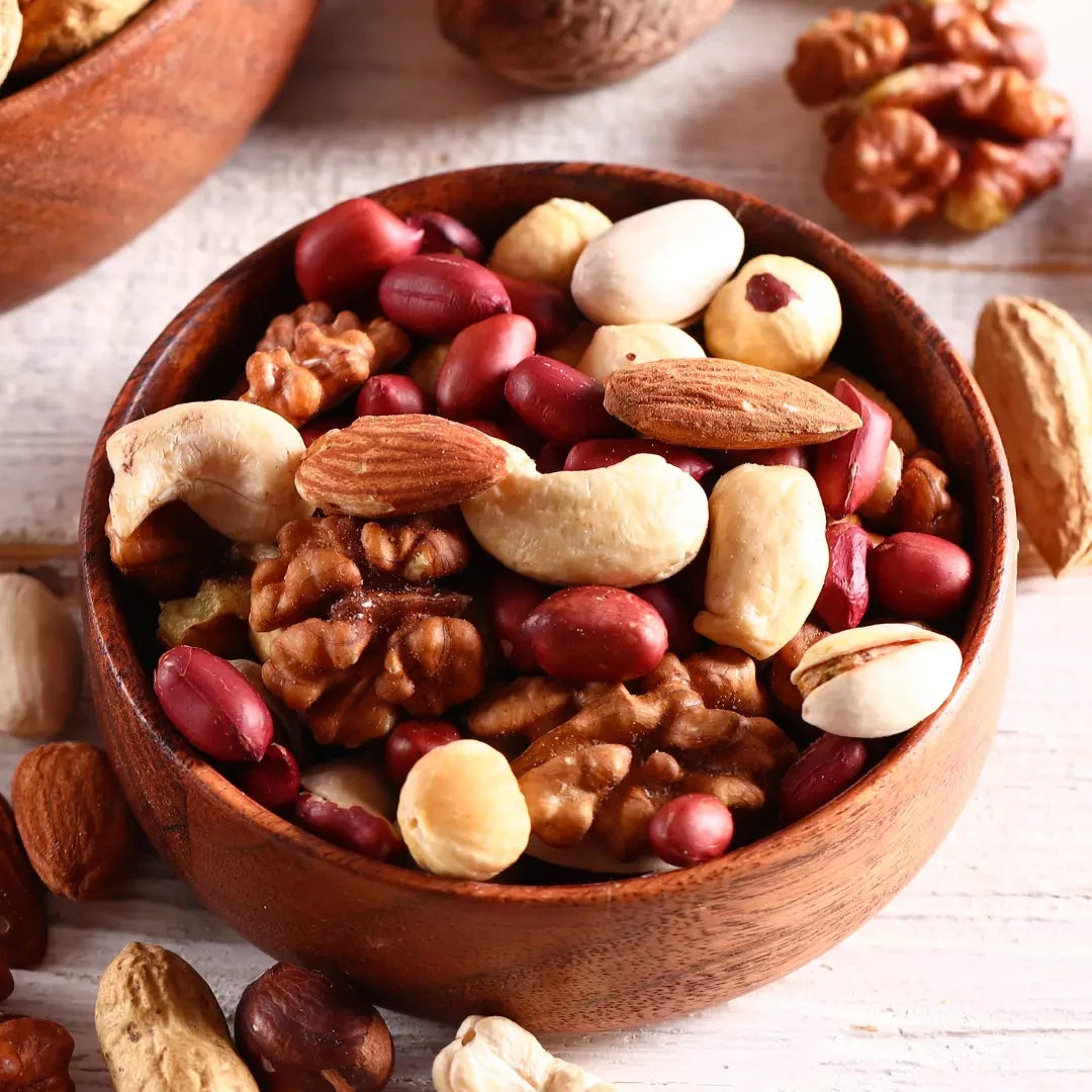 Castanhas picadas.